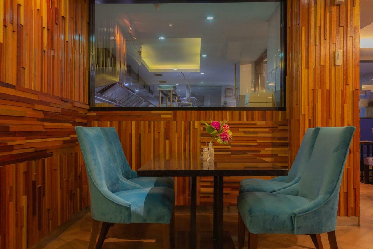 Collection O 7 Hotel Melawai Jakarta Exterior photo